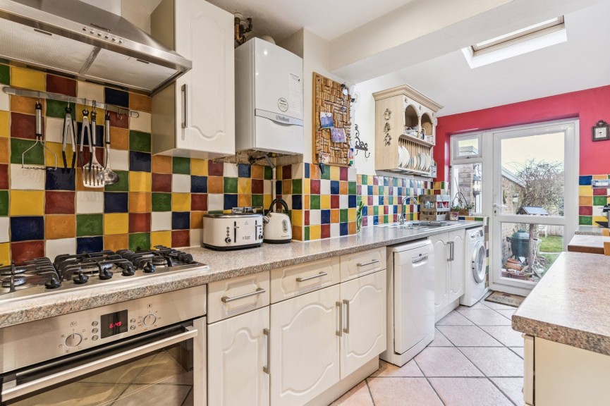 3 bedroom House for Sale Halsey Drive, Hitchin, Hertfordshire