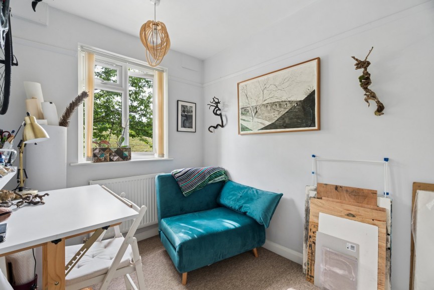 2 bedroom Flat for Sale Garrison Court, Hitchin, Hertfordshire