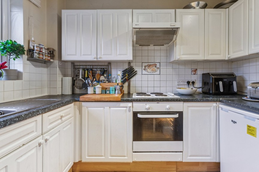 2 bedroom Flat for Sale Whitwell, Hitchin, Hertfordshire