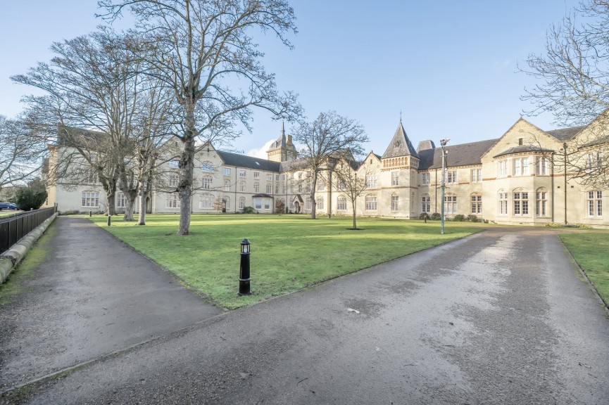 1 bedroom Flat for Sale Kingsley Avenue, Fairfield Park, Bedfordshire