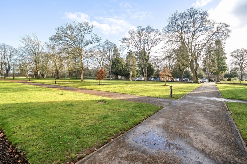 1 bedroom Flat for Sale Kingsley Avenue, Fairfield Park, Bedfordshire