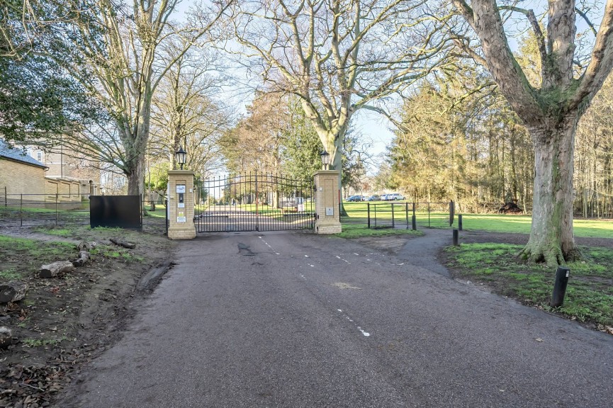 1 bedroom Flat for Sale Kingsley Avenue, Fairfield Park, Bedfordshire