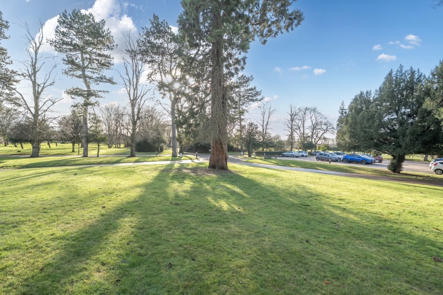 1 bedroom Flat for Sale Kingsley Avenue, Fairfield Park, Bedfordshire