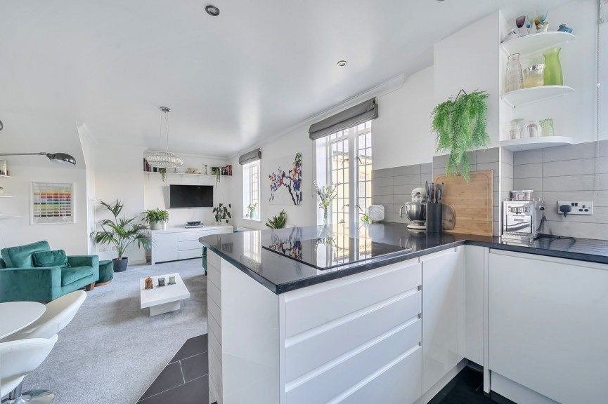 1 bedroom Flat for Sale Kingsley Avenue, Fairfield Park, Bedfordshire