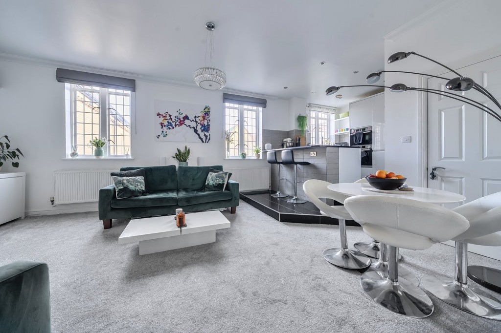 Kingsley Avenue, Fairfield Park, Bedfordshire