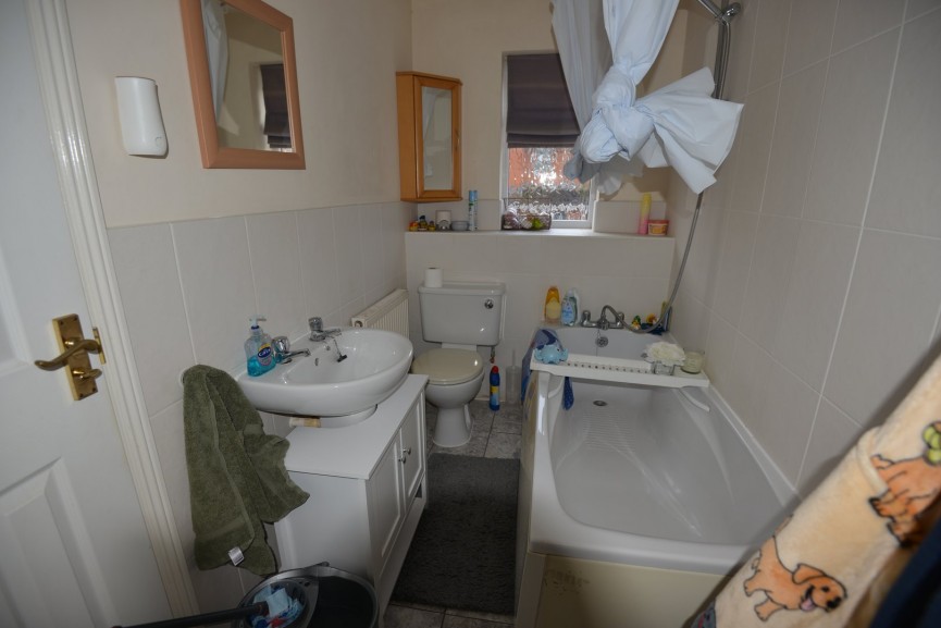 4 bedroom House for Letting Priory Gate, Shefford, Bedfordshire