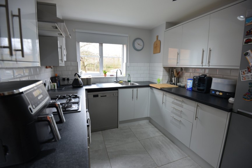 4 bedroom House for Letting Priory Gate, Shefford, Bedfordshire