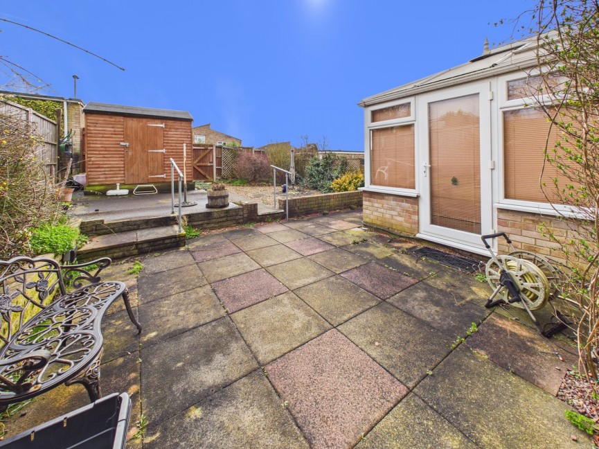 3 bedroom House for Sale Lonsdale Road, Stevenage, Hertfordshire