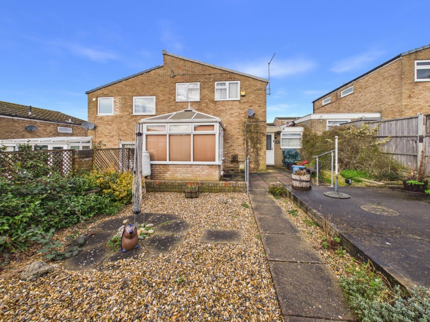 3 bedroom House for Sale Lonsdale Road, Stevenage, Hertfordshire