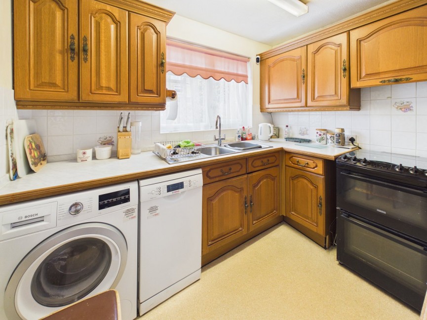 3 bedroom House for Sale Lonsdale Road, Stevenage, Hertfordshire