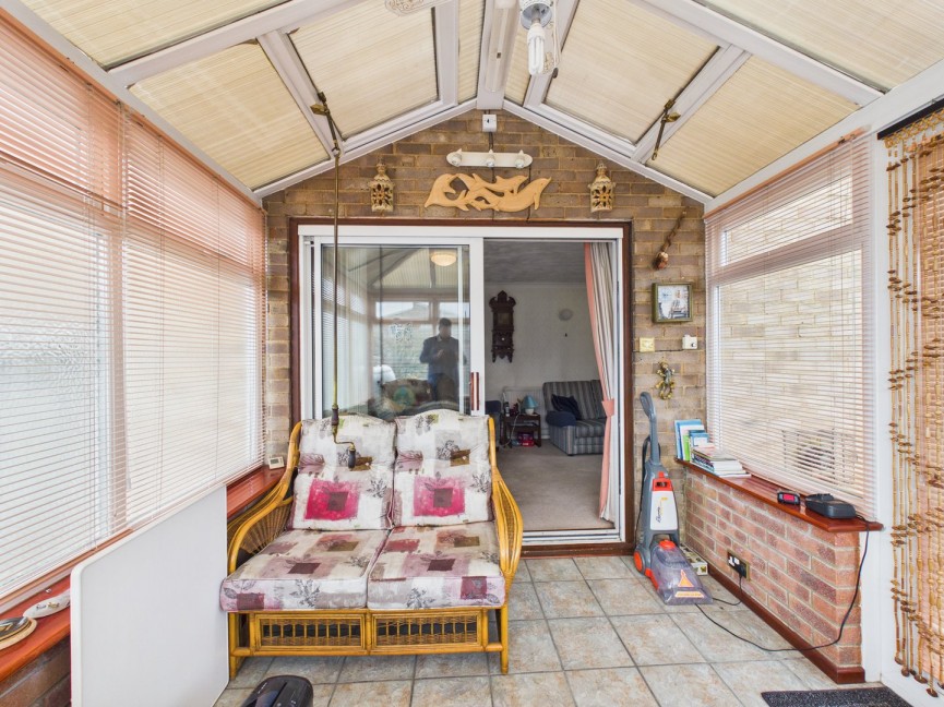 3 bedroom House for Sale Lonsdale Road, Stevenage, Hertfordshire