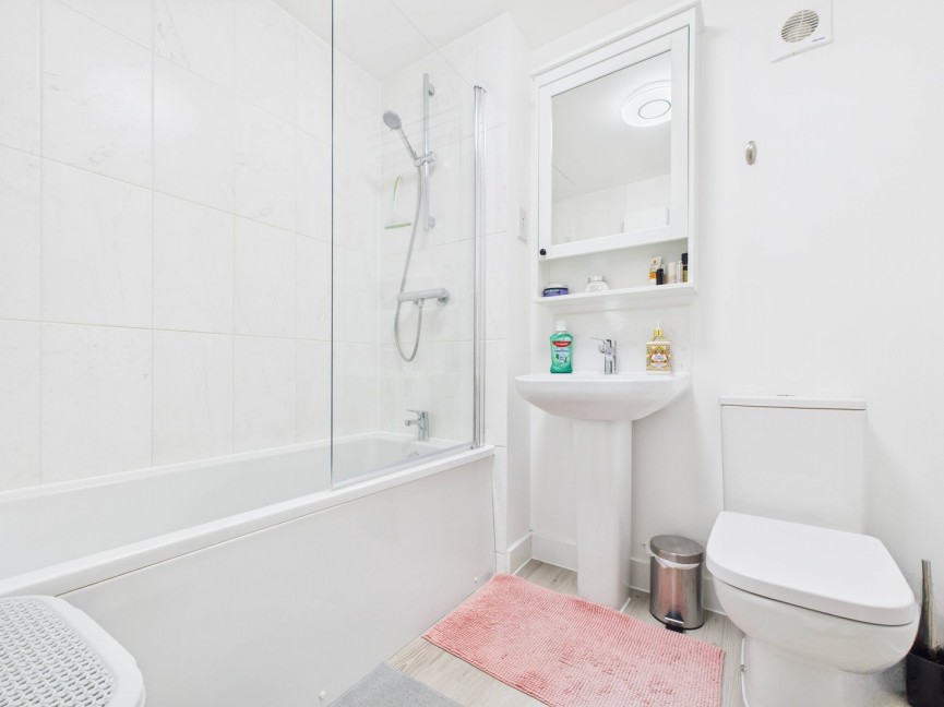 2 bedroom House for Sale Royston