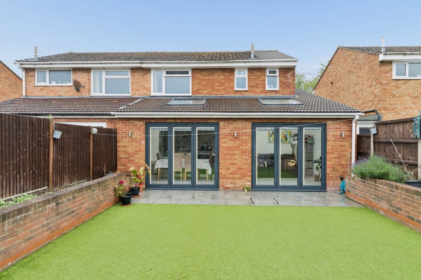 3 bedroom House for Sale Halsey Drive, Hitchin, Hertfordshire