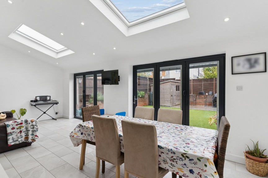3 bedroom House for Sale Halsey Drive, Hitchin, Hertfordshire