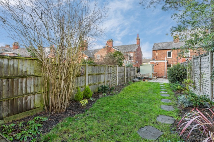 2 bedroom House for Sale Trevor Road, Hitchin, Hertfordshire