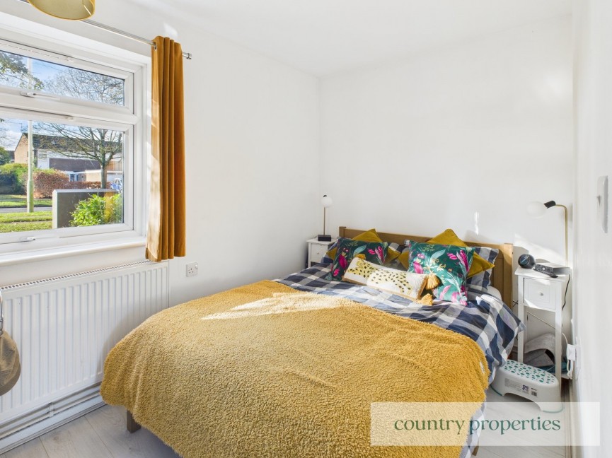 2 bedroom Flat for Sale Hedgebrooms, Welwyn Garden City, Hertfordshire
