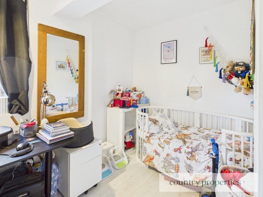 2 bedroom Flat for Sale Hedgebrooms, Welwyn Garden City, Hertfordshire