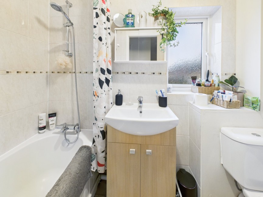 2 bedroom House for Sale Bunyan Road, Biggleswade, Bedfordshire