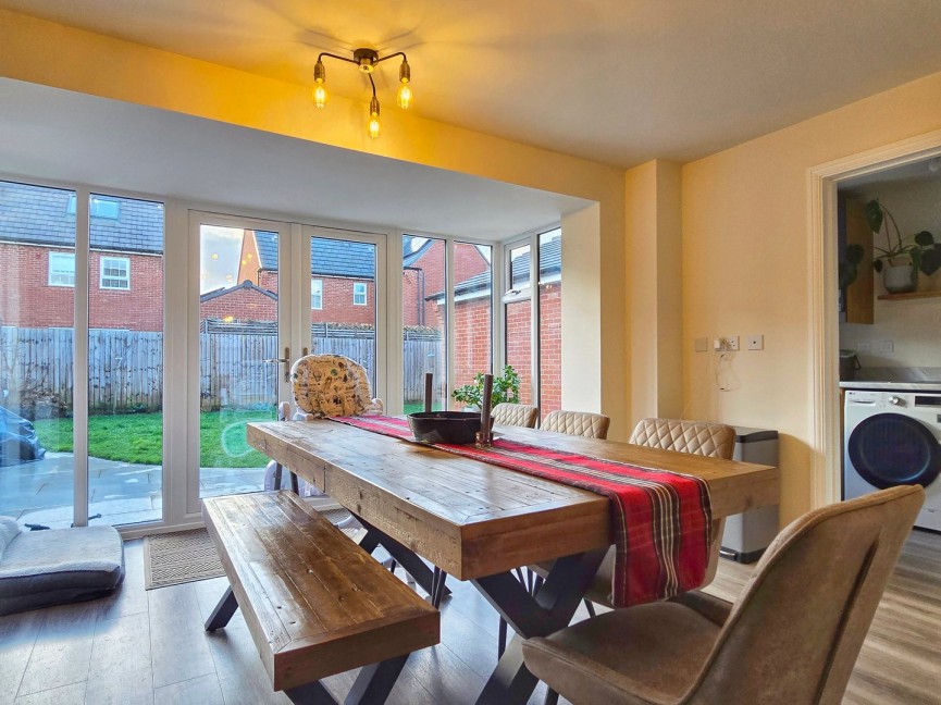 4 bedroom House for Sale Marston Moretaine, Bedfordshire