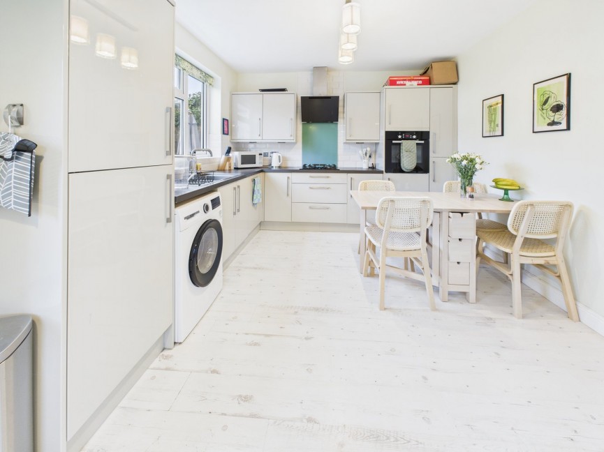 3 bedroom House for Sale Mansfield Road, Baldock, Hertfordshire