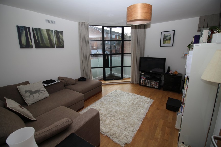 2 bedroom Flat for Letting Salisbury Square, Hatfield, Hertfordshire