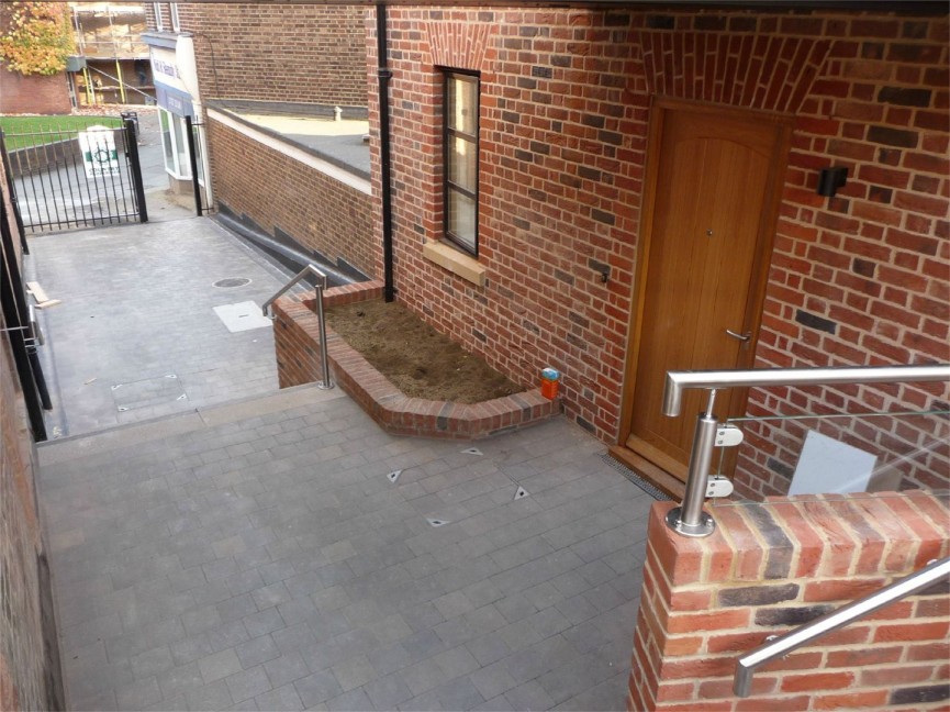 2 bedroom Flat for Letting Salisbury Square, Hatfield, Hertfordshire