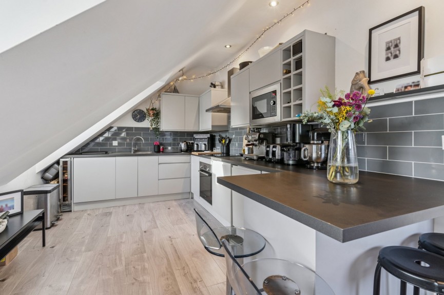 2 bedroom Flat for Sale Bancroft, Hitchin, Hertfordshire