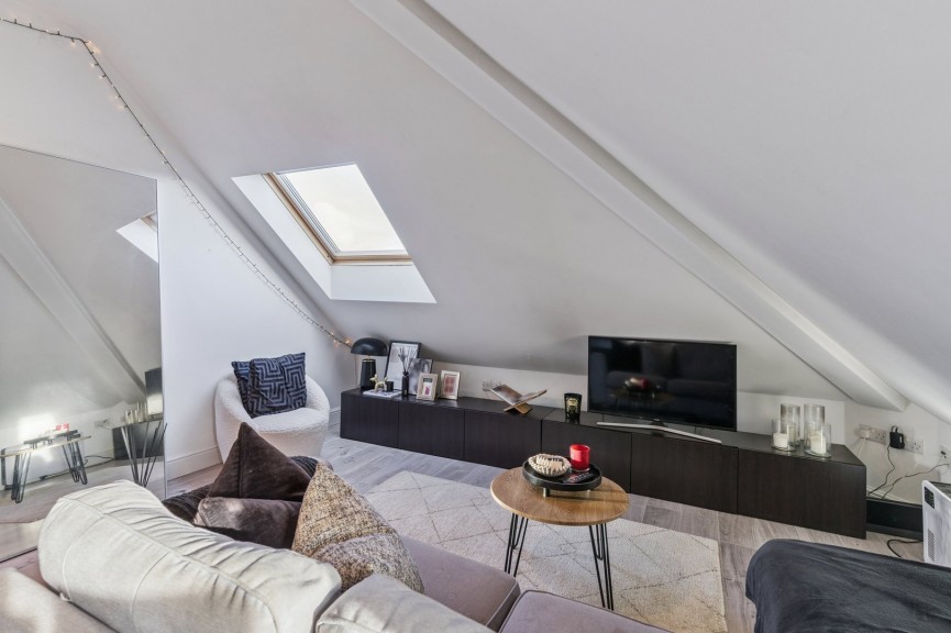 2 bedroom Flat for Sale Bancroft, Hitchin, Hertfordshire