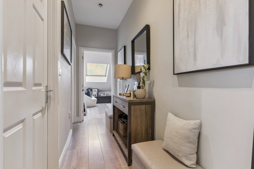 2 bedroom Flat for Sale Bancroft, Hitchin, Hertfordshire