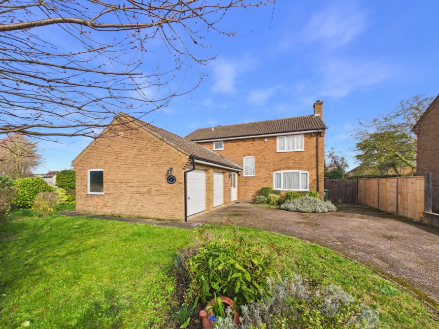 4 bedroom House for Sale Station Road, Steeple Morden, Hertfordshire