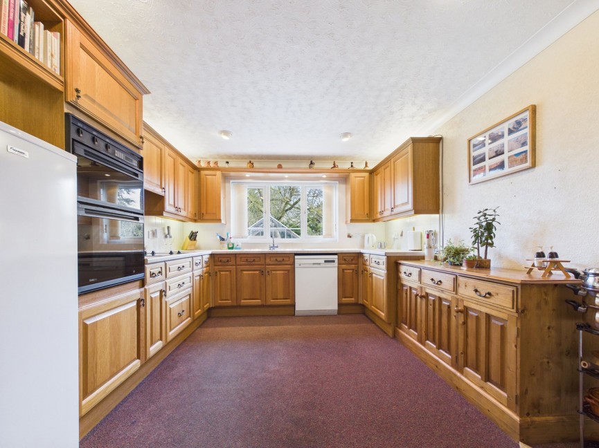 4 bedroom House for Sale Station Road, Steeple Morden, Hertfordshire