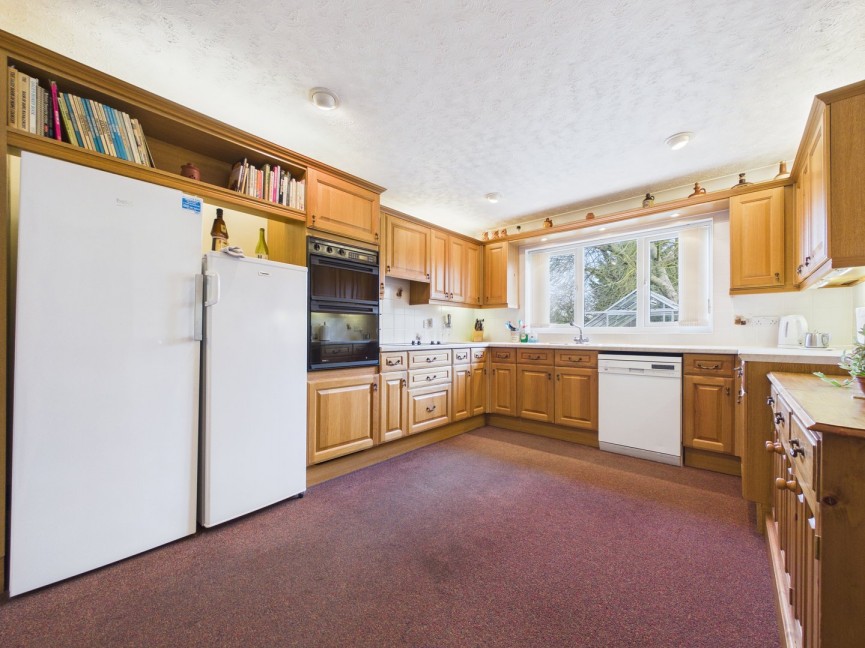 4 bedroom House for Sale Station Road, Steeple Morden, Hertfordshire