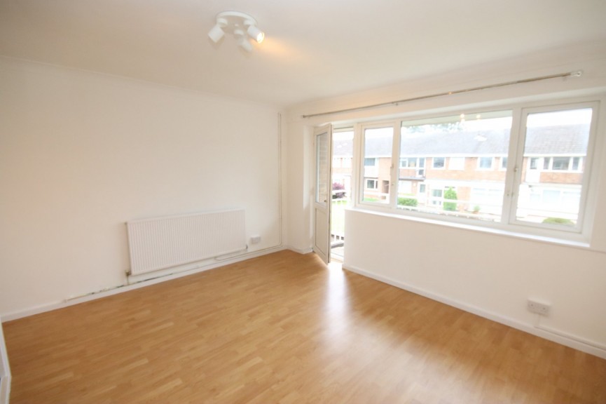 2 bedroom Flat for Letting Bluebell Close, Flitwick, Bedfordshire