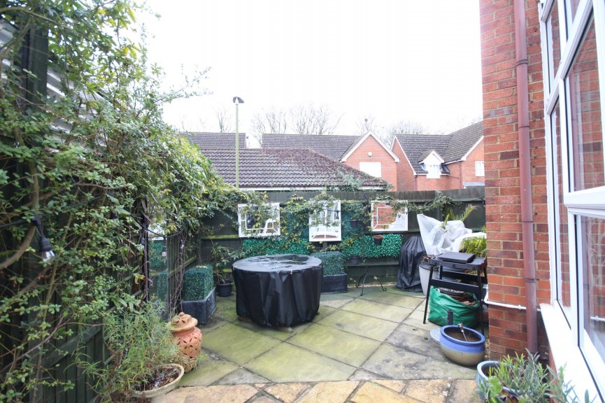 4 bedroom House for Sale Oaktree Close, Letchworth Garden City, Hertfordshire