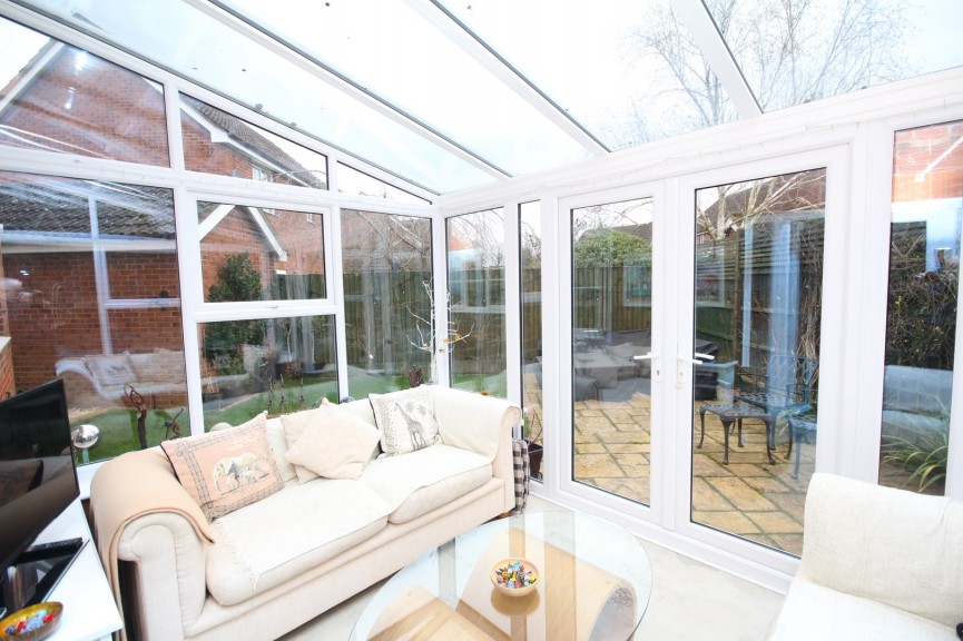 4 bedroom House for Sale Oaktree Close, Letchworth Garden City, Hertfordshire