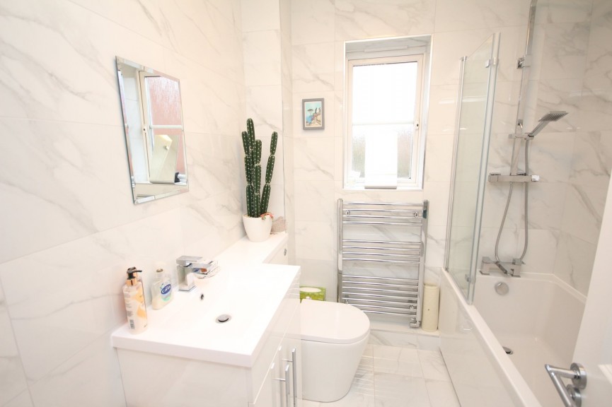 4 bedroom House for Sale Oaktree Close, Letchworth Garden City, Hertfordshire