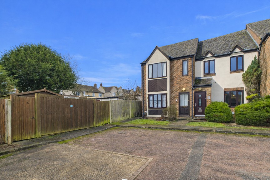 1 bedroom Flat for Sale Old Park Road, HITCHIN, Hertfordshire