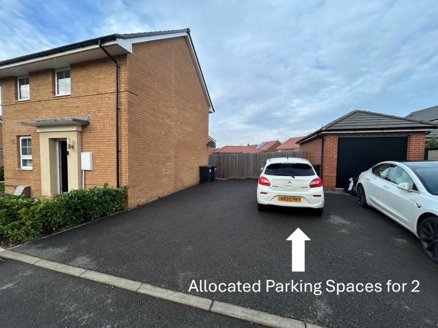 2 bedroom Flat for Sale Lower Stondon, Henlow, Hertfordshire