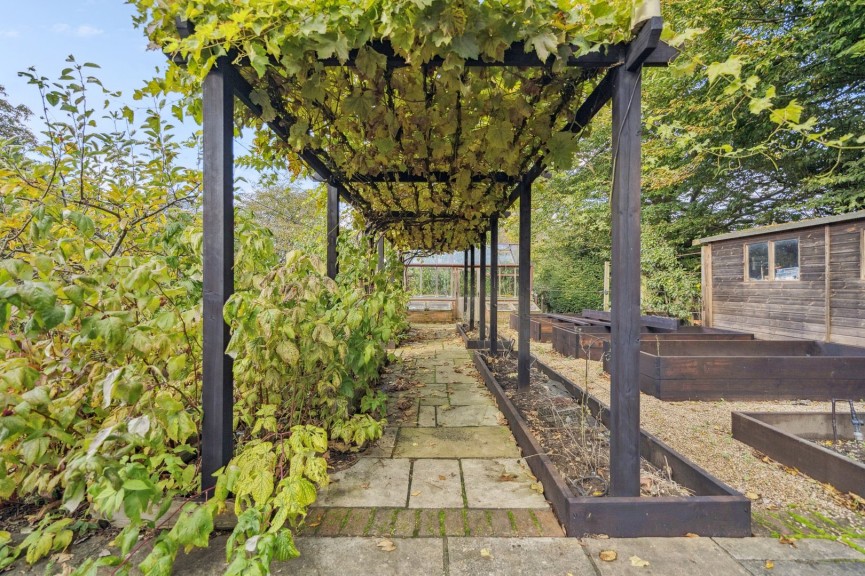 5 bedroom House for Sale St Ippolyts, Hitchin, Hertfordshire