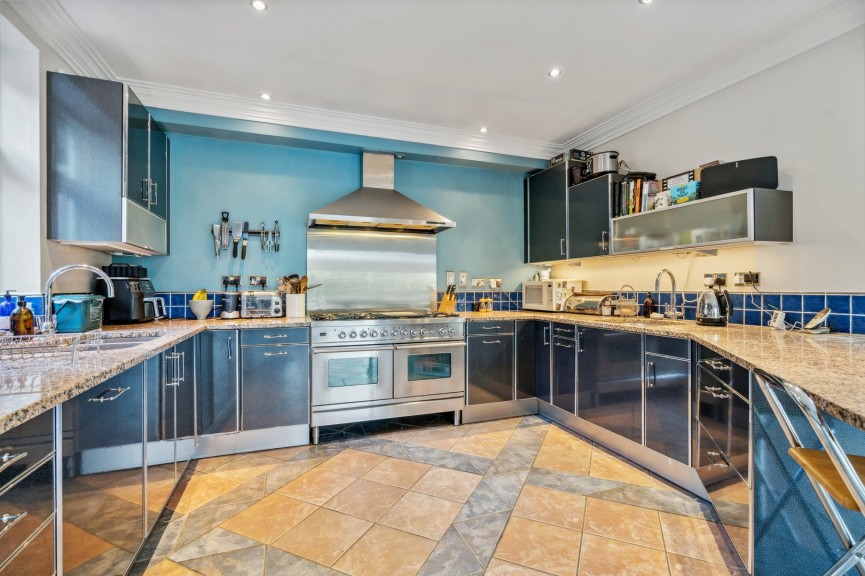 5 bedroom House for Sale St Ippolyts, Hitchin, Hertfordshire