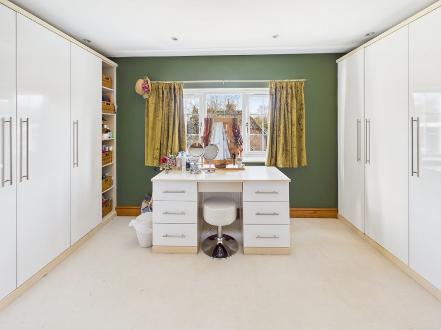 4 bedroom House for Sale Weston, Hitchin, Hertfordshire