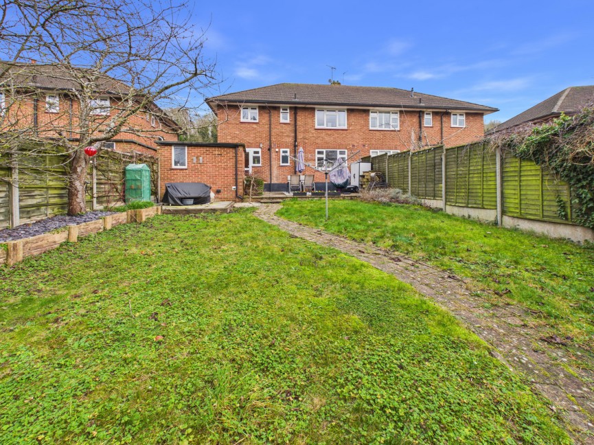 2 bedroom Flat for Sale Chiltern Road, Baldock, Hertfordshire