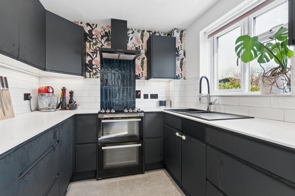 Gibson Close, Hitchin, Hertfordshire