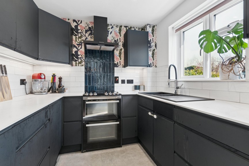 3 bedroom House for Sale Gibson Close, Hitchin, Hertfordshire