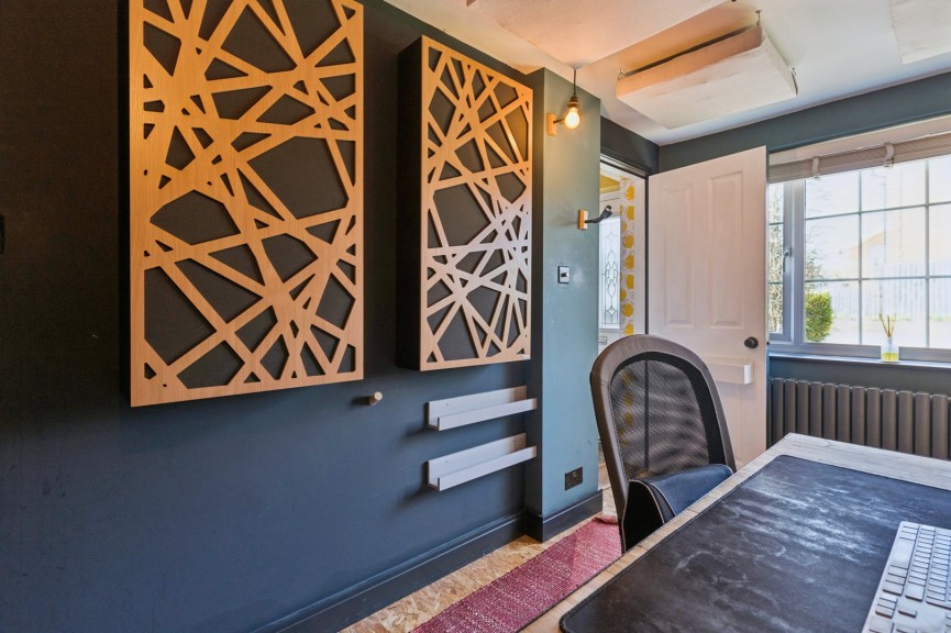 3 bedroom House for Sale Gibson Close, Hitchin, Hertfordshire