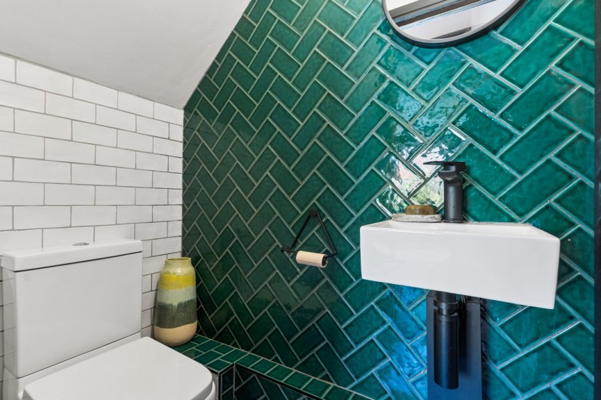 3 bedroom House for Sale Gibson Close, Hitchin, Hertfordshire