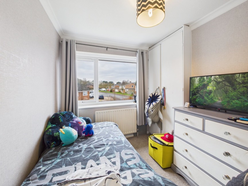 3 bedroom House for Sale Poplar Drive, Royston, Hertfordshire