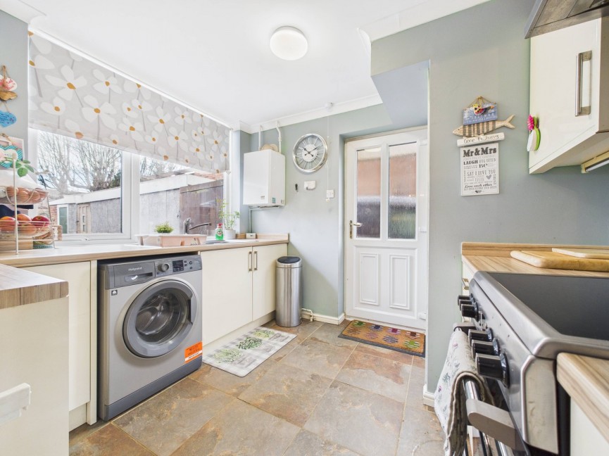 3 bedroom House for Sale Poplar Drive, Royston, Hertfordshire