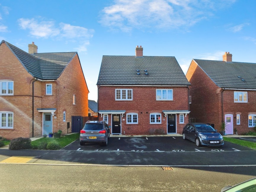 2 bedroom House for Sale Stewartby, Bedfordshire