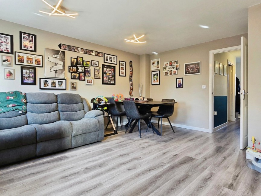 2 bedroom House for Sale Stewartby, Bedfordshire